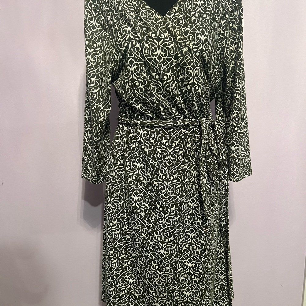 Elegant Green and White Wrap Dress